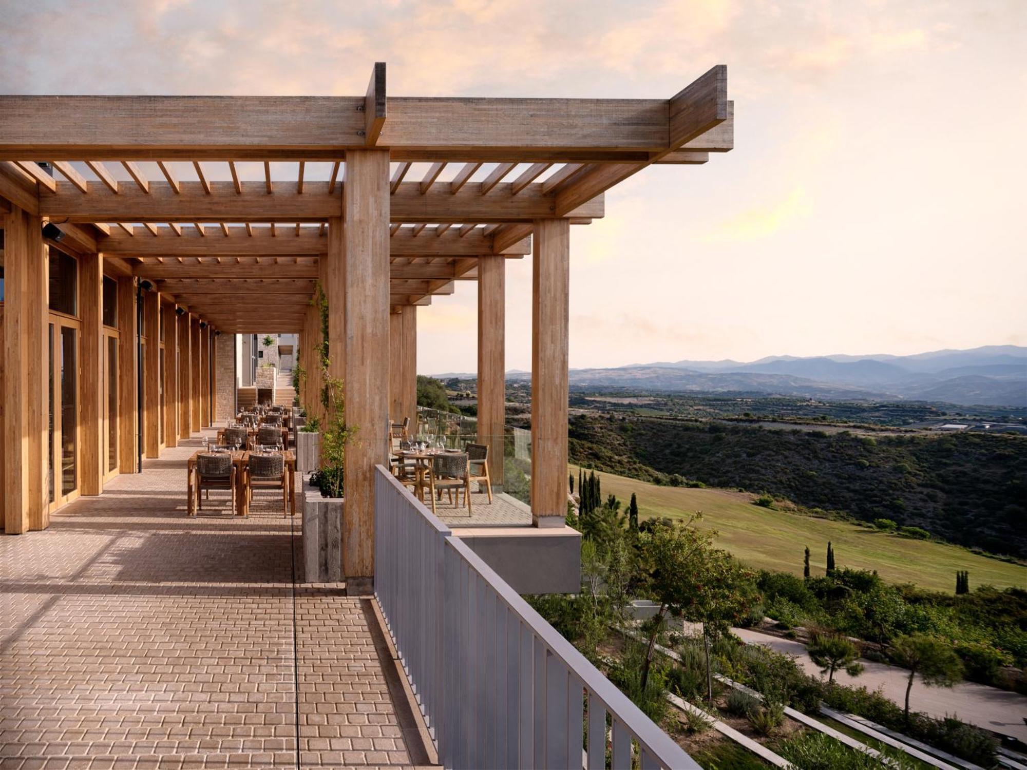 Minthis Resort Tsadha Buitenkant foto Pergola at the Four Seasons Hotel, Athens