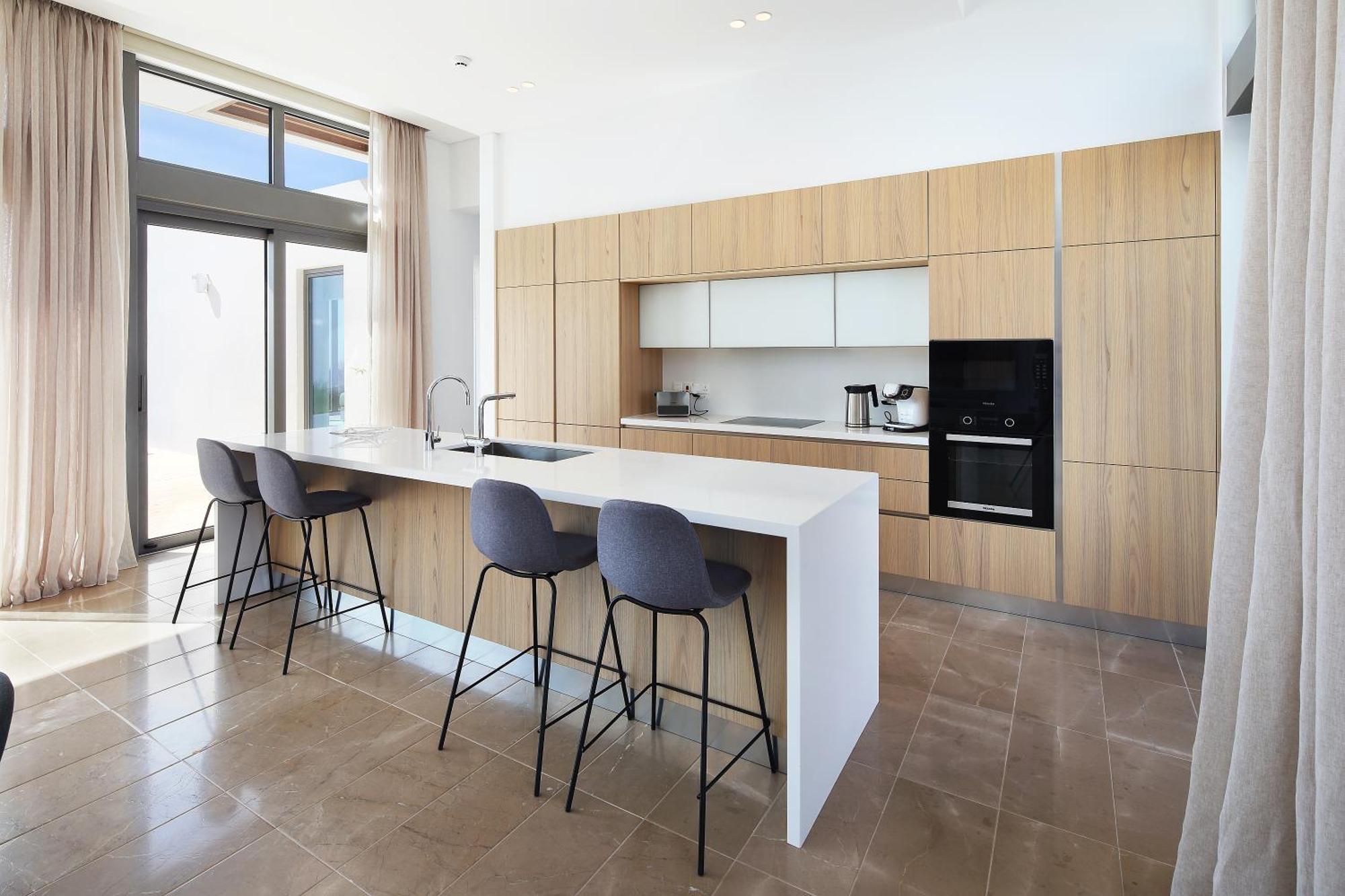 Minthis Resort Tsadha Buitenkant foto A kitchen